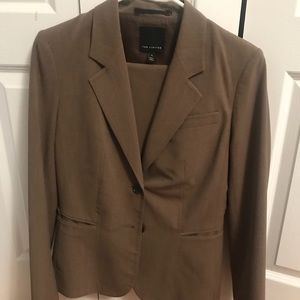 The Limited Brown suit- Womens